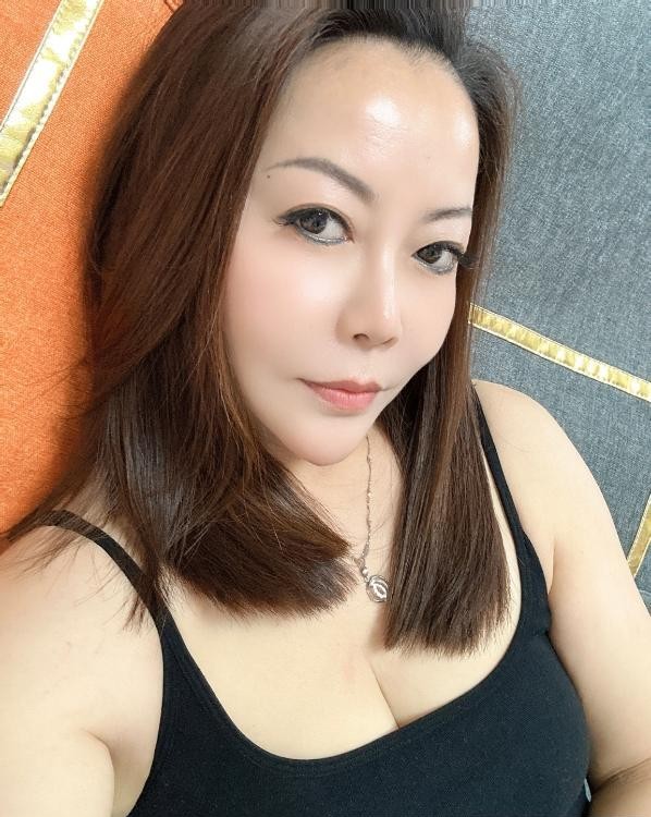 东北大长腿熟女