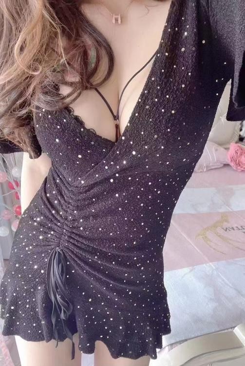 罗湖巨乳怪兽姐姐