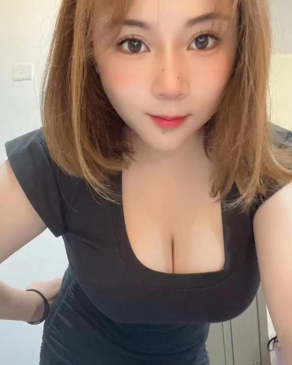 舌吻销魂D罩杯环环