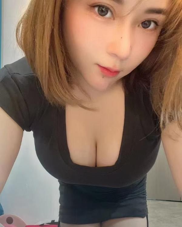 舌吻销魂D罩杯环环