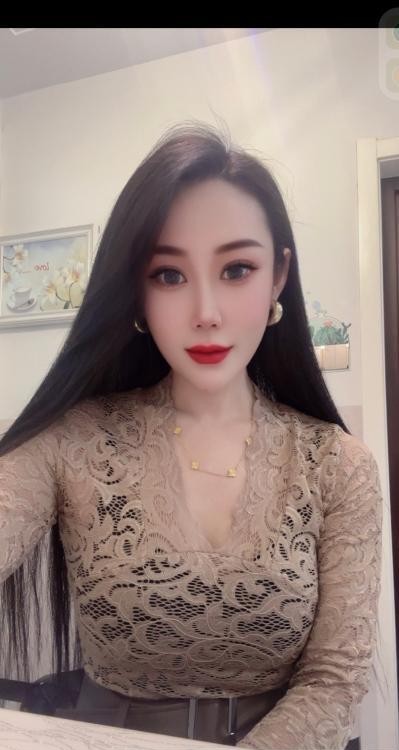 出击大高个御姐