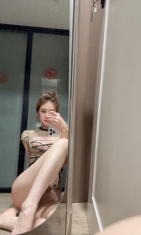 杨浦长腿模特莫奈