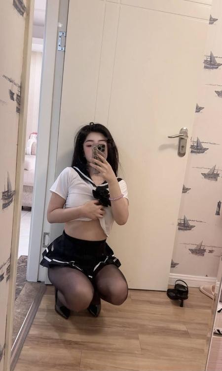 性感美乳御姐