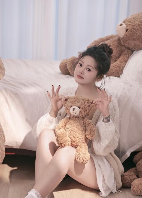 坦克大屁股小妹