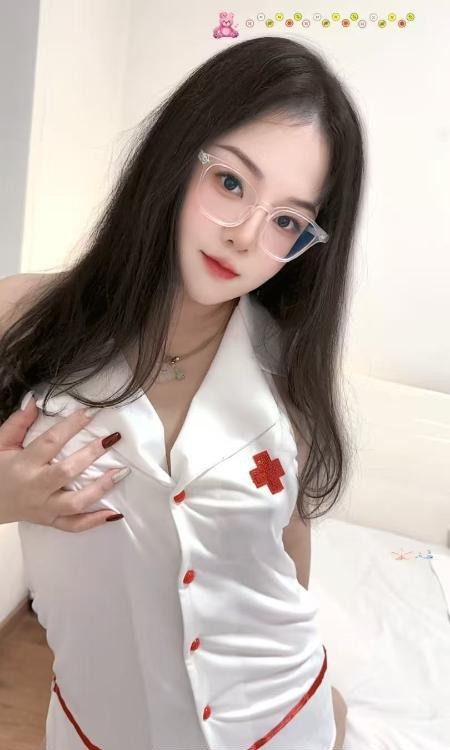 成华区眼镜小妹