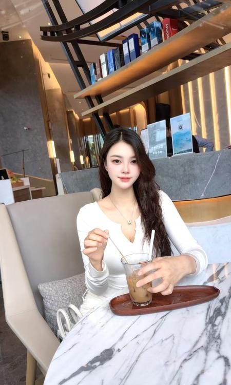 性感气质型姐姐