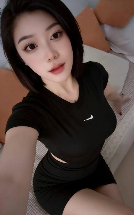 南城丰满短发少妇