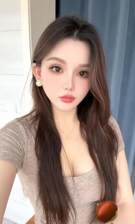 美艳少妇乌梅子酱