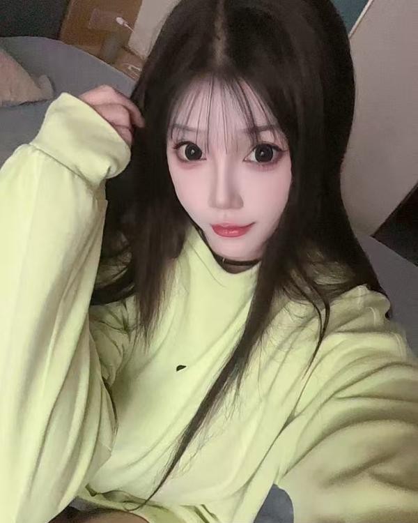 可萝可欲的喵喵姐姐