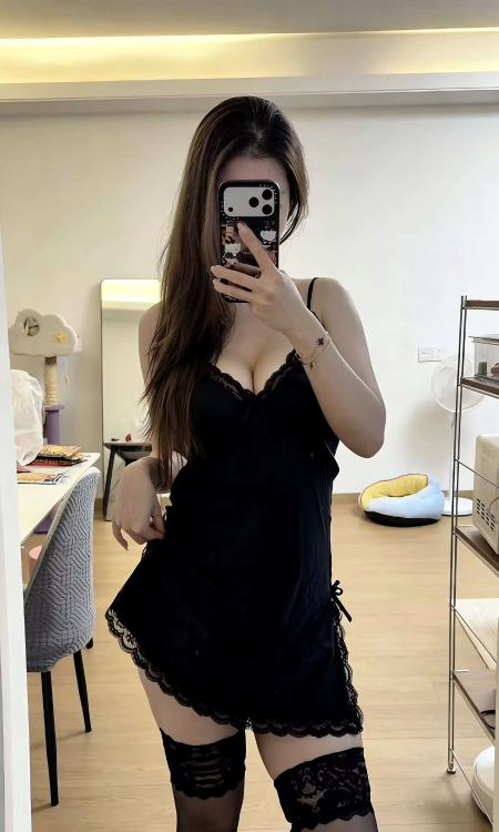 纯天然美乳御姐