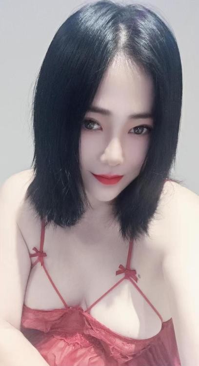 风情万种的少妇