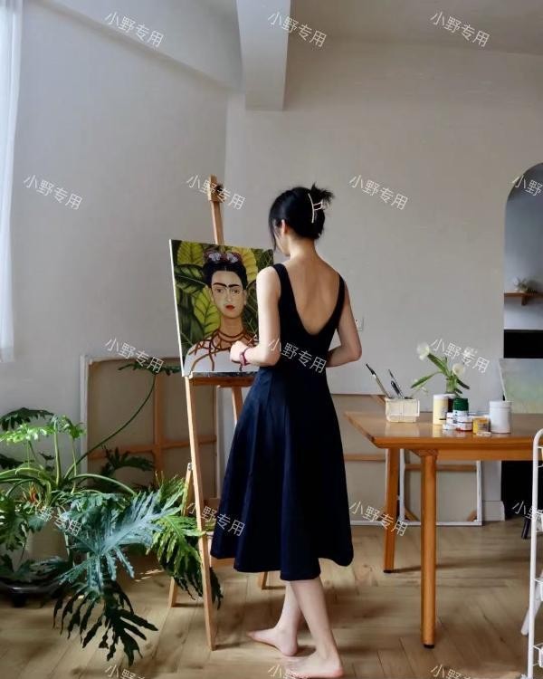 170画画女友小野