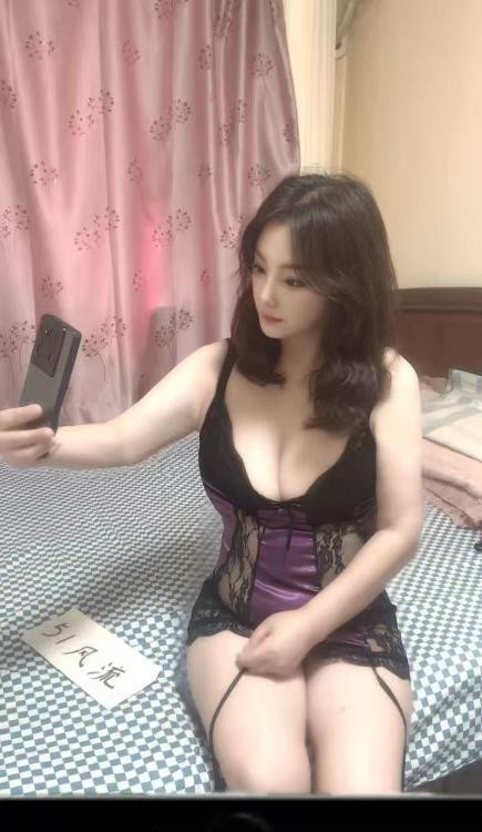大胸毒龙少妇