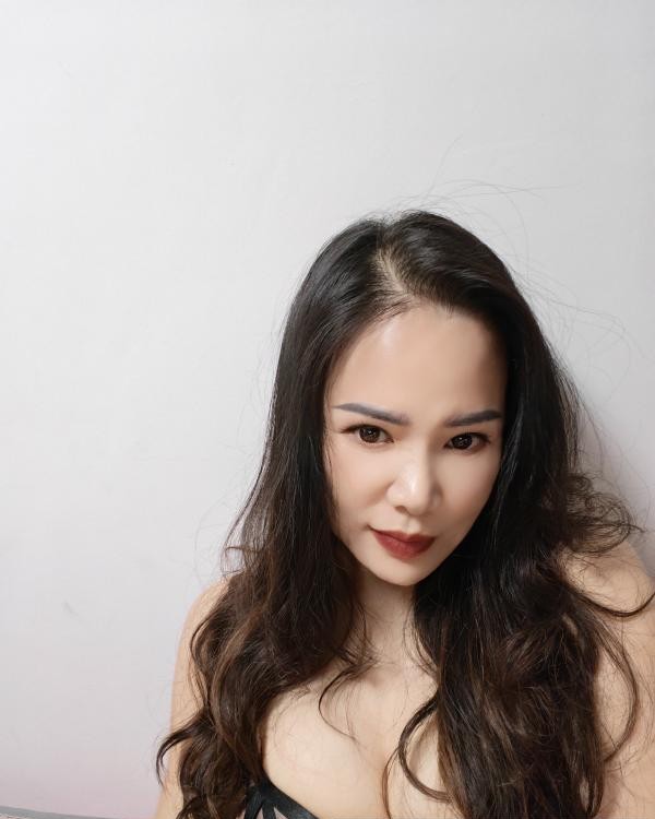 白云大奶安琪儿