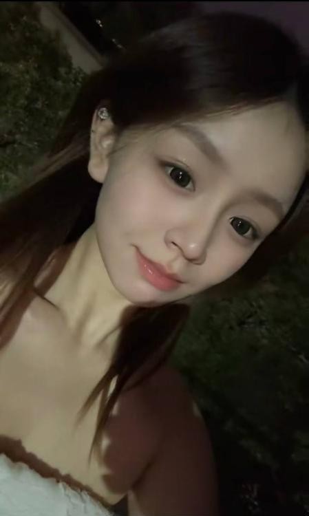 南山性感甜妹