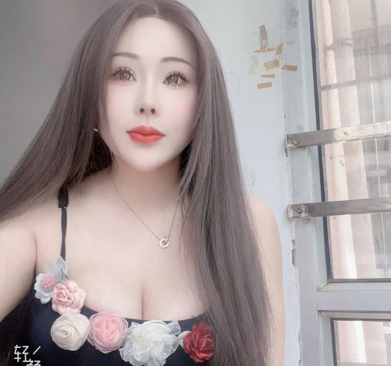 36D大奶少妇