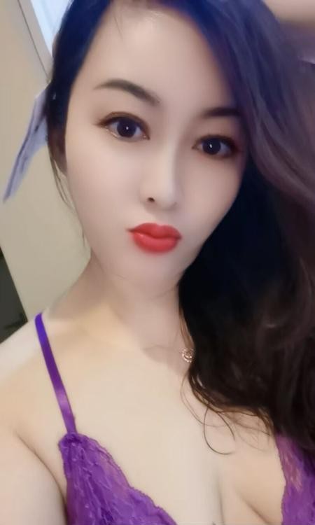 反食高个风韵老板娘