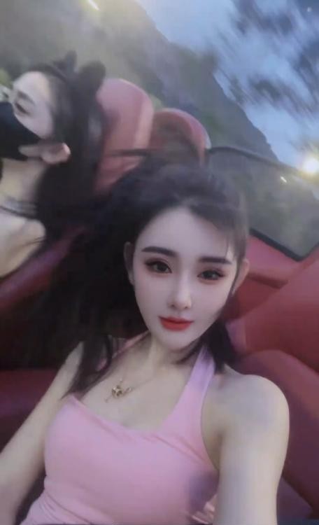 颜值姐姐苏小小