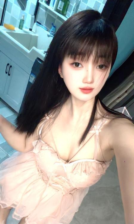 吴江诗诗