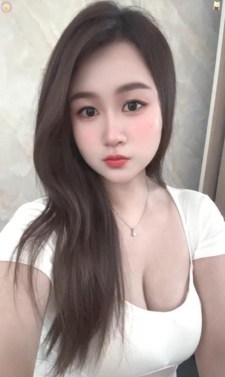 渝北丰满大波萱萱