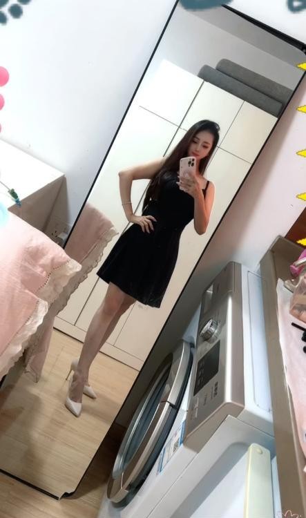 肥臀骚姐姐