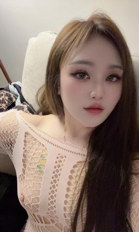 高颜值多情趣御姐