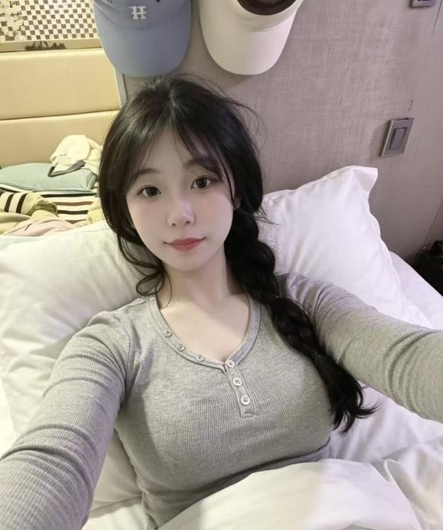 清纯妍妍刚下海