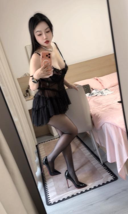 大奶肥臀妩媚性感晴晴