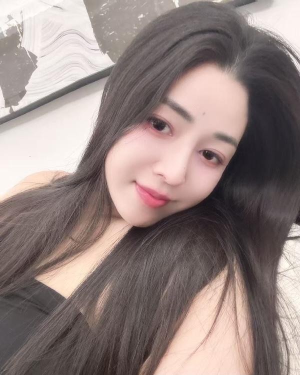 大长腿御姐身材很有料