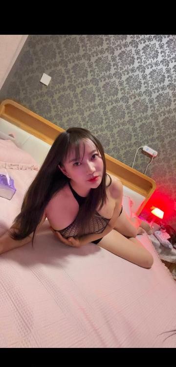 E胸喜洋洋