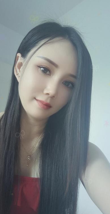 肤白性价比米娜