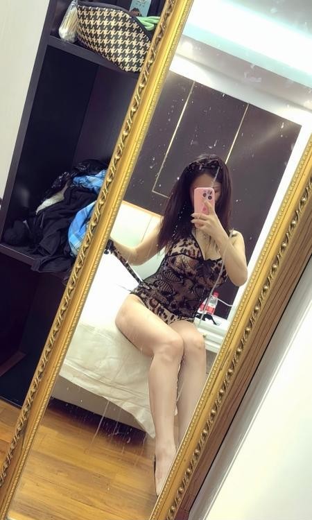 西青丰满肥臀骚姐姐