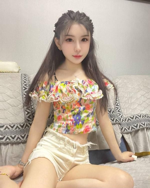 大奶骚货青青