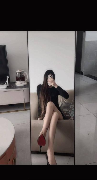 清纯可人大长腿