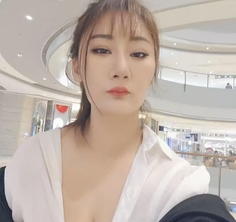 体验麒麟门小骚妇