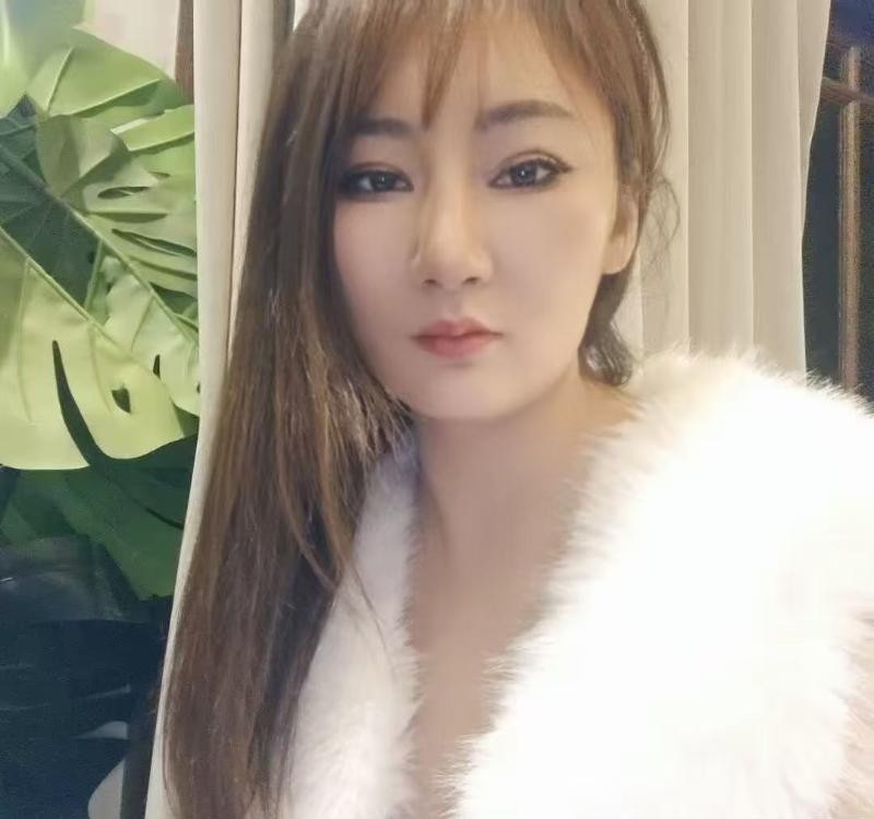 体验麒麟门小骚妇