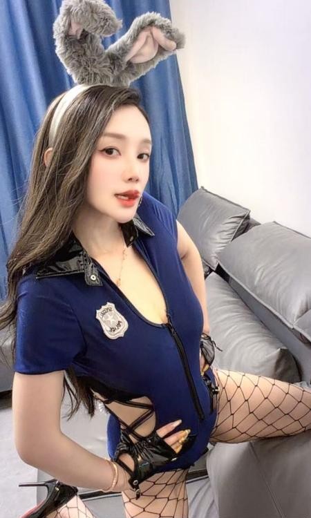 姑苏粉嫩小翘臀