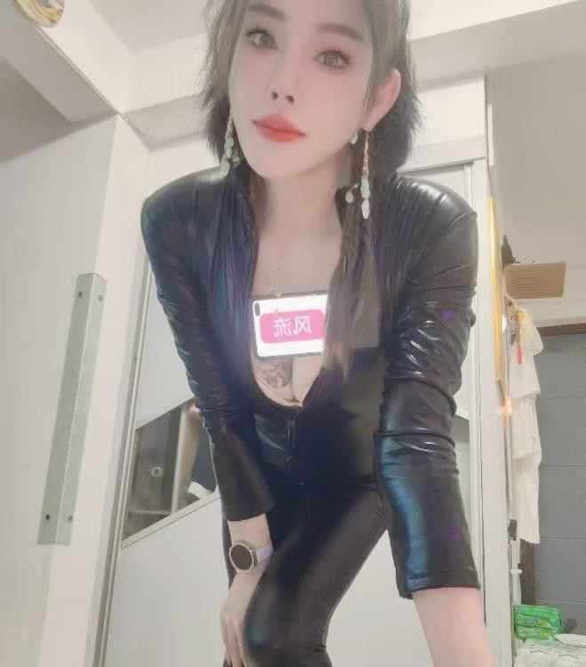 铁西水床艳舞天后