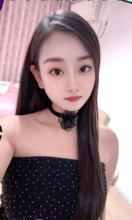武昌清纯大胸妹
