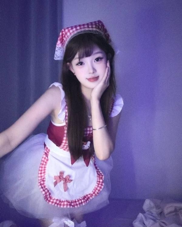 海珠肤白服务系嫩妹