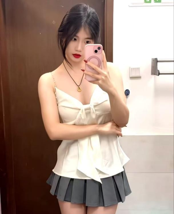 极品嫩妹细腿美乳活好