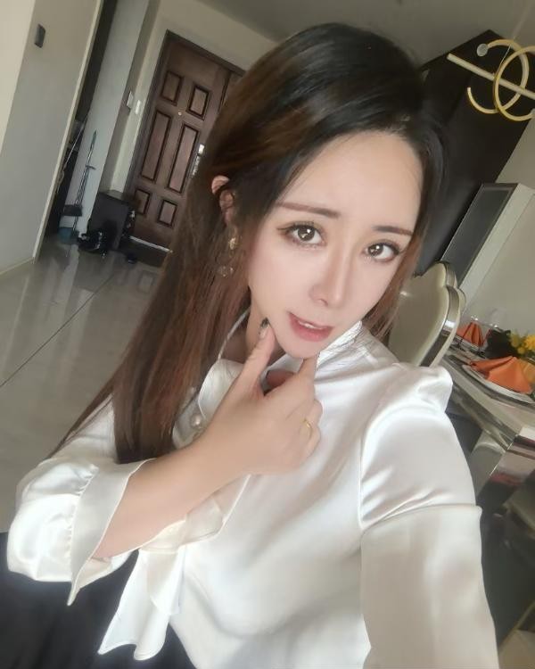 哈市橙橙很哇塞
