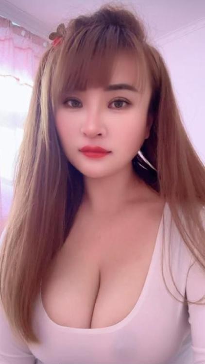 丰乳肥臀少妇娜娜