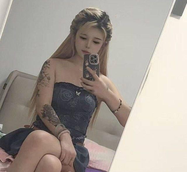 姑苏双马尾洛米老师