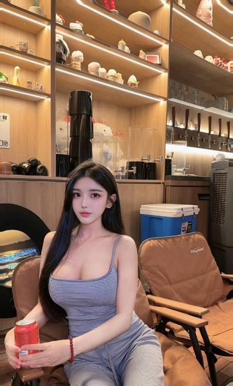 长相甜美女友感甜甜