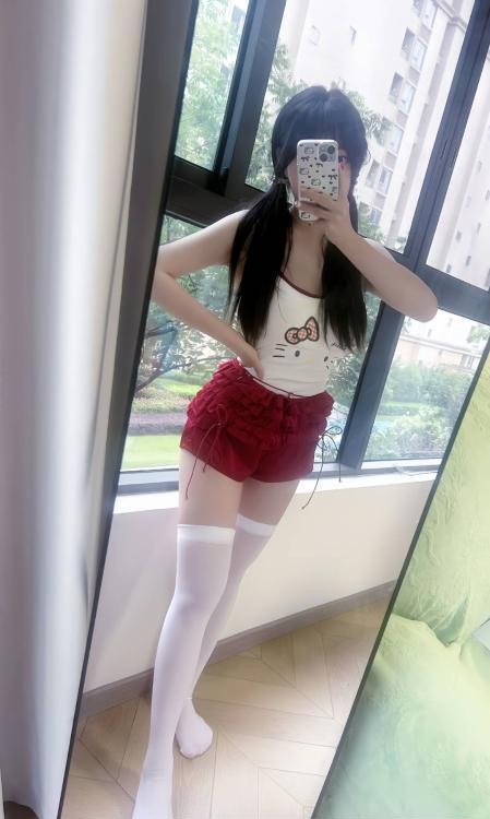 上城粉嫩小萝莉