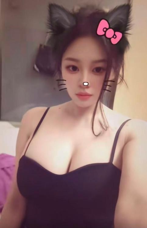 巨乳波霸小宝