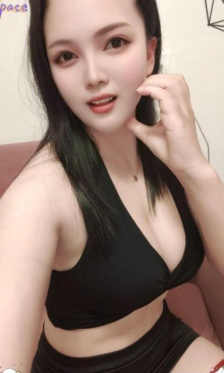 瑜伽老师元宝
