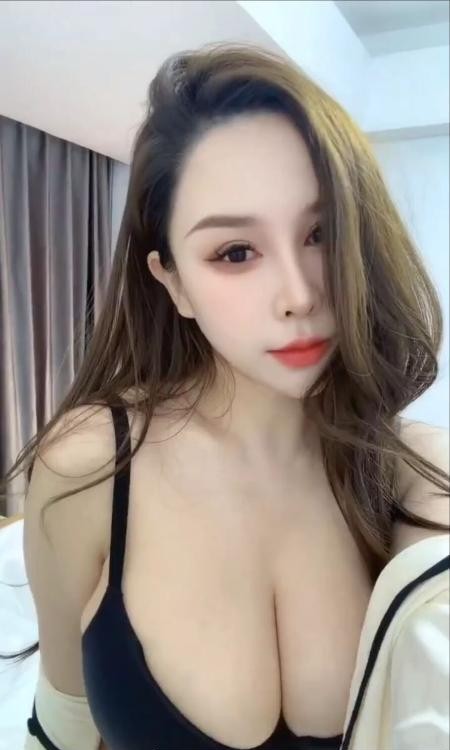 金桥超大奶月亮