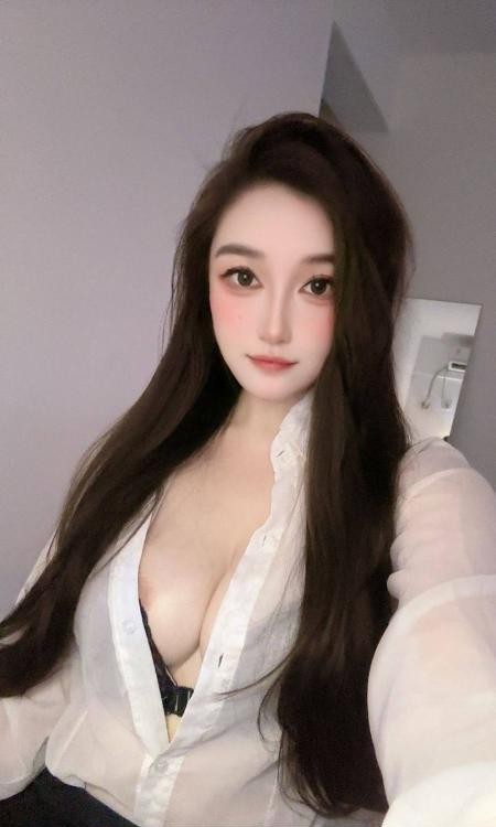 天河丰满大波李欣冉